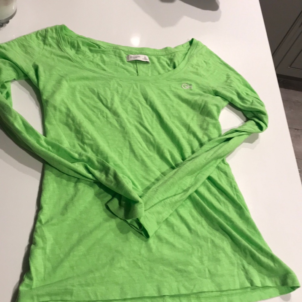 Golly Hicks pajama top